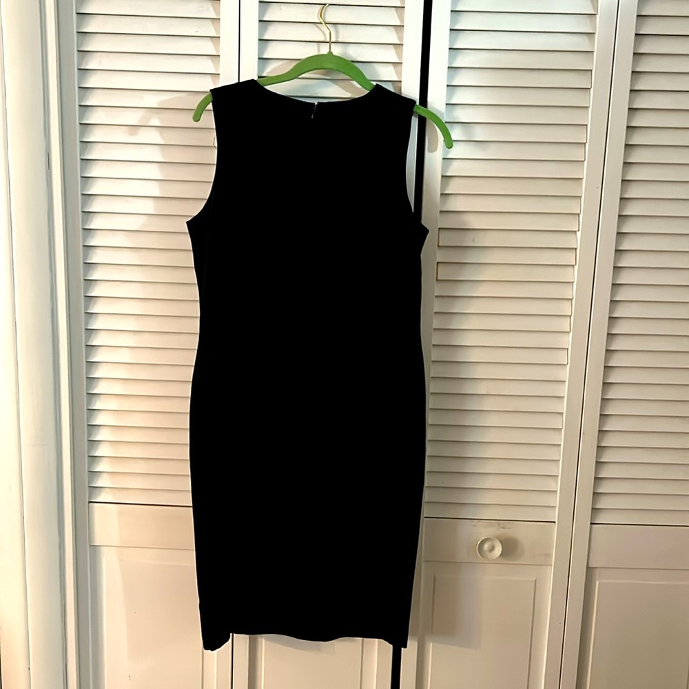 Old Navy Black Sheath Dress V-Neck Sleeveless